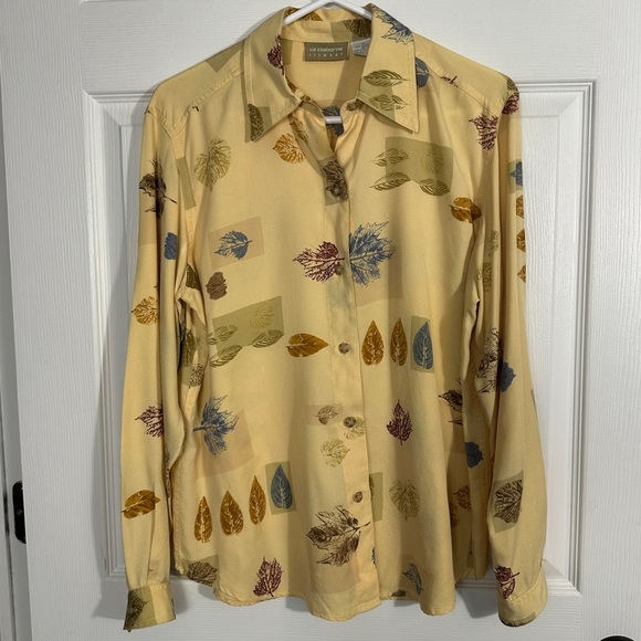 Liz Claiborne Lizwear blouse, size small, rayon, leaf design, office, date night - Picture 1 of 10